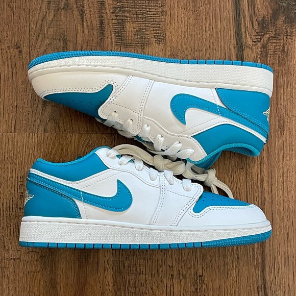 Jordan Low GS 'Aquatone' (size us 4y/wmns